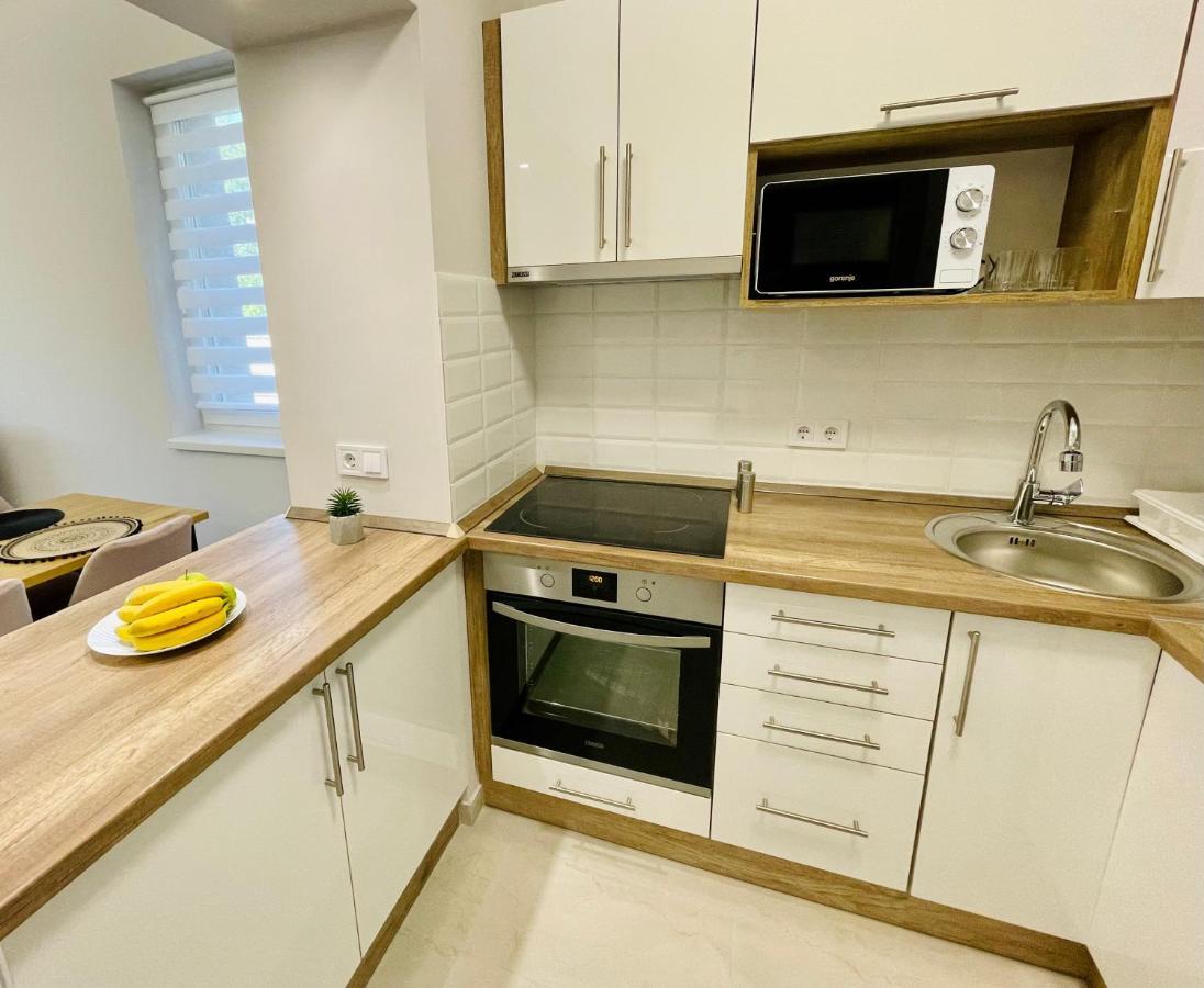Apartment Voeroesmarty Apartmanhaz