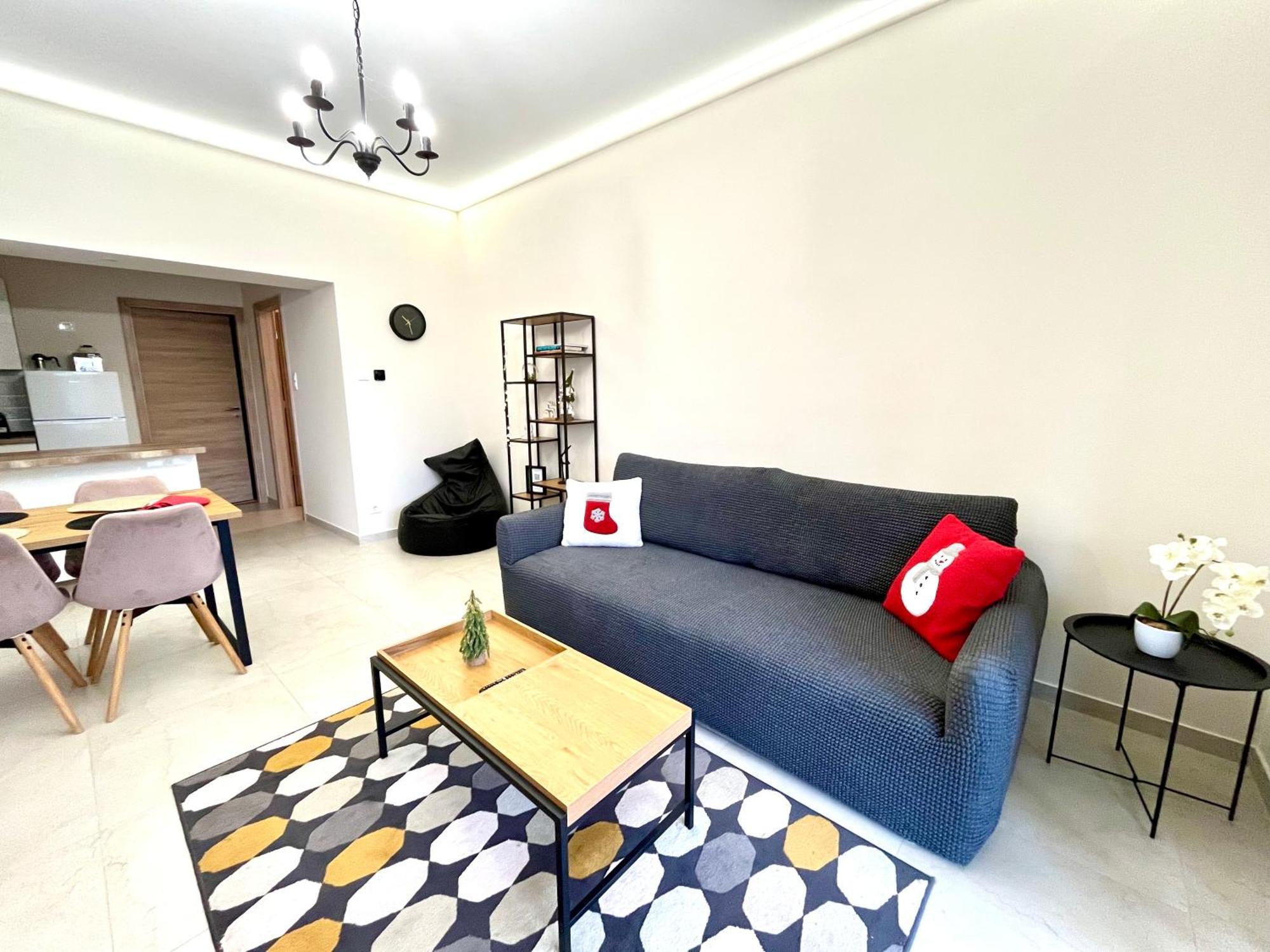 Apartment Voeroesmarty Apartmanhaz *