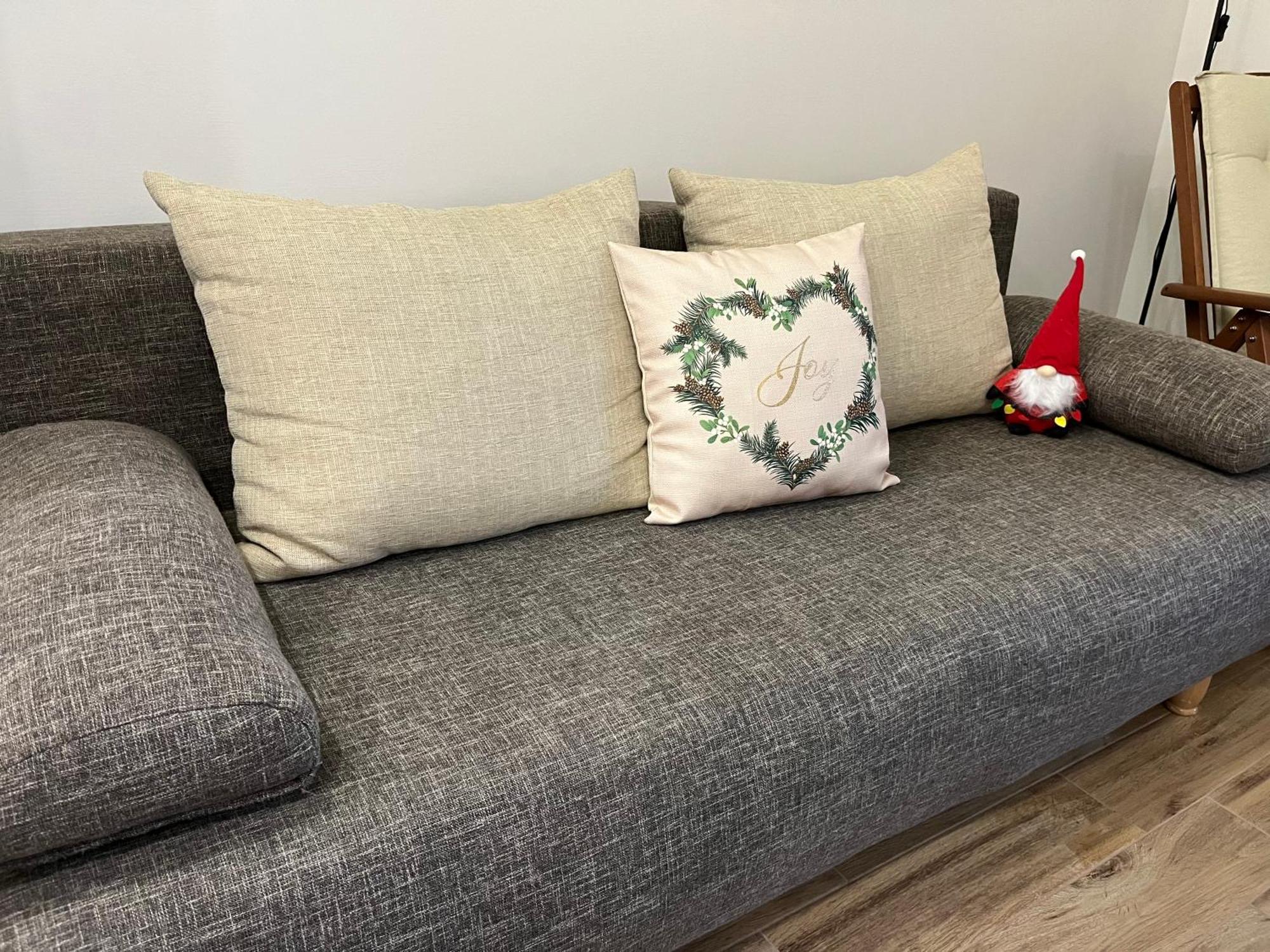 Voeroesmarty Apartmanhaz Mako